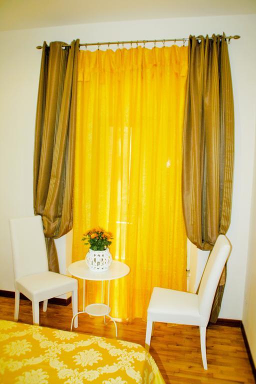 Have A Nice Holiday - Luxury Rooms Frühstückspension Rom