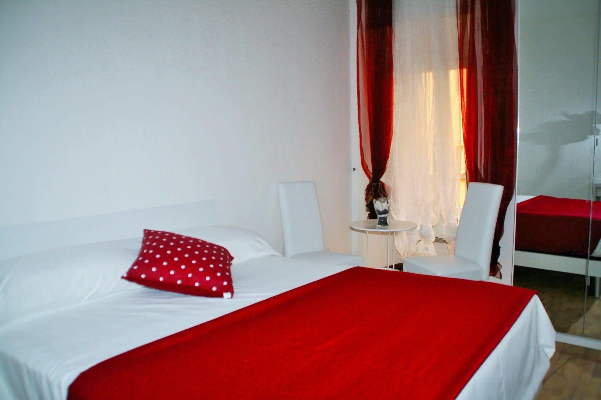 Have A Nice Holiday - Luxury Rooms Frühstückspension