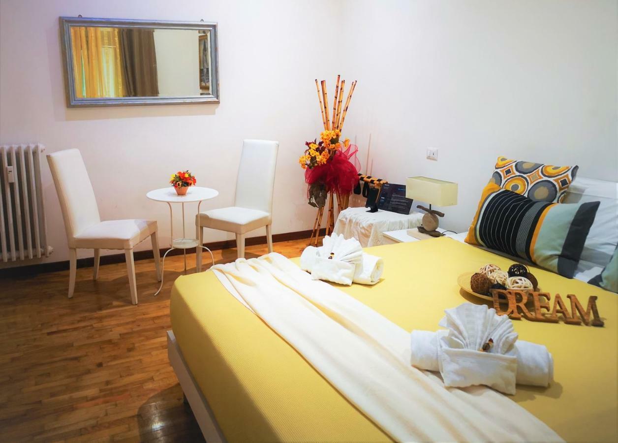 Have A Nice Holiday - Luxury Rooms Frühstückspension